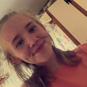 Meet your Posher, Ricki renea